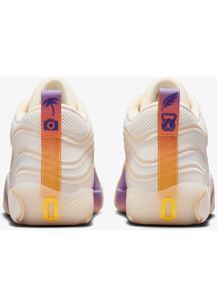 Jordan Tatum 3 Erkek Basketbol Ayakkabısı (Dar Kalıp) indirimleri