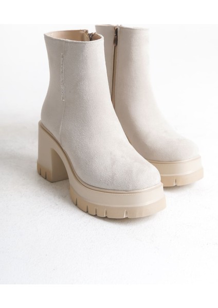 Natalıa Fermuarlı Ortopedik Taban Suya ve Soğuğa Dayanıklı Kalın Topuklu Süet Kadın Bot Kt Krem