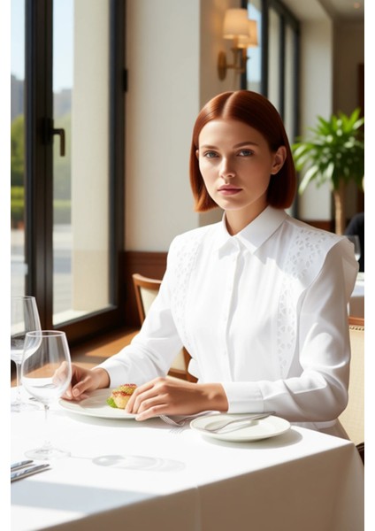 Kadın Brodeli Dokuma Gömlek Zarif Detaylarla Zenginleştirilmiş Günlük Şıklık Fonksiyonel Şık modelleri