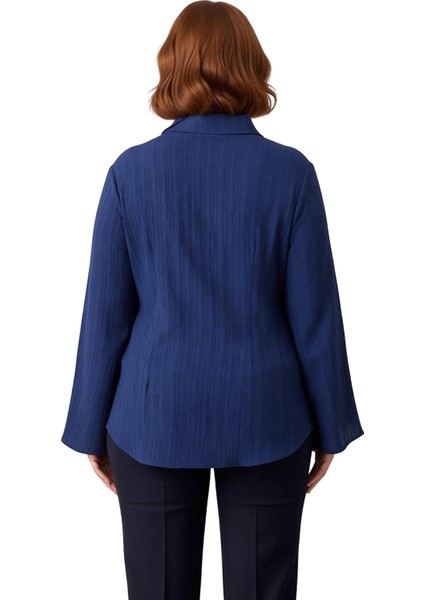 Dokulu Dokuma Gömlek Bele Oturan Kalıbı Uzun Kolları Şık Bir Görünüm Kadın Giyim Koleksiyonu indirimleri