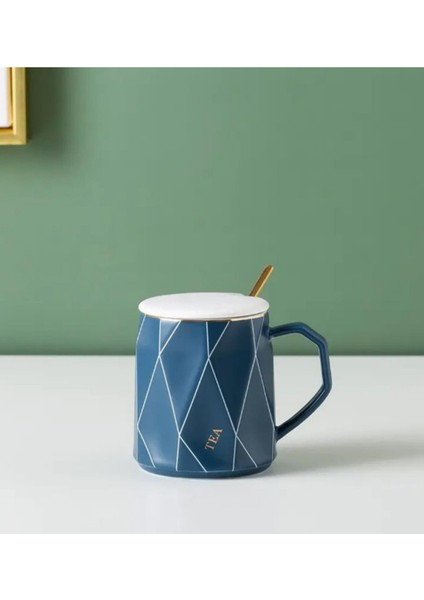 Geometrik Desenli Gold Kaşıklı Kapaklı Modern Seramik Kupa
