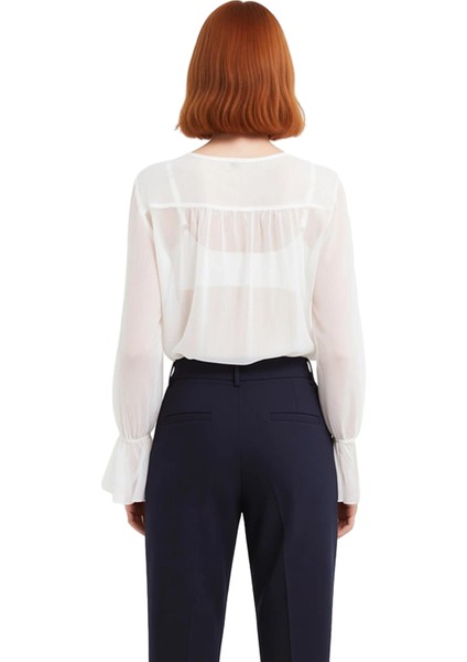 Şifon Dokulu Kadın Gömlek Fırfırlı V Yaka Uzun Ispanyol Kol Detayları Zarif Tasarım Modern fiyatları