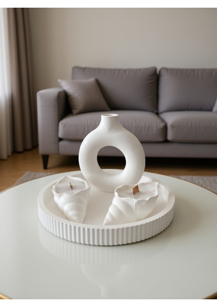 Modern Soft Dekor Seti – 4 Parça Beyaz Vazo ve Mumluk Takımı fiyatları