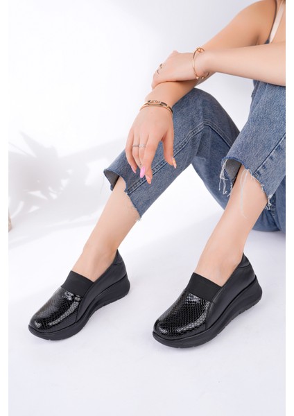 Kadın Hakiki Deri Siyah Comfort Ayakkabı