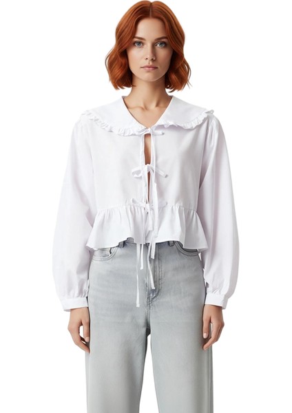 Kadın Bebe Yaka Fırfır Detaylı Bağlamalı Dokuma Gömlek Şık ve Konforlu Günlük Stil Estetik