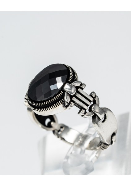 Siyah Oniks Taşlı 925 Ayar Gümüş Erkek Yüzük – Endüstriyel ve Karizmatik Tasarım fırsatları
