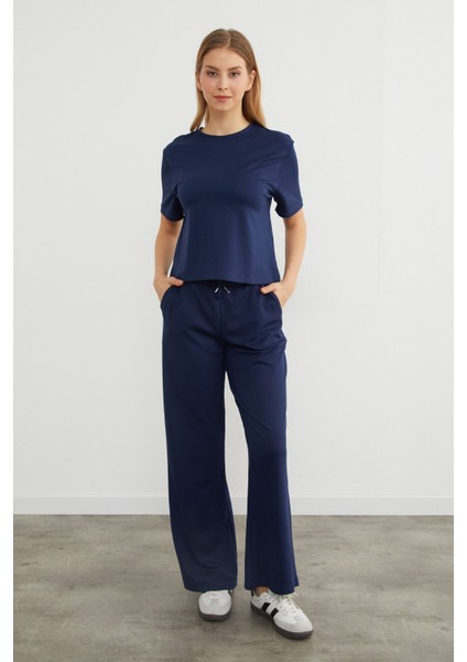 Basic Bisiket Yaka Modal Tişört modelleri