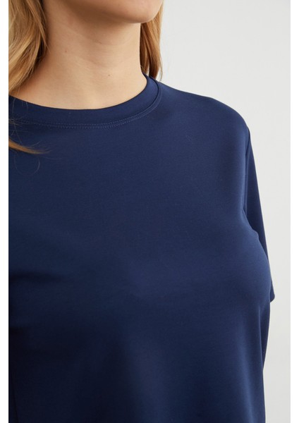 Basic Bisiket Yaka Modal Tişört