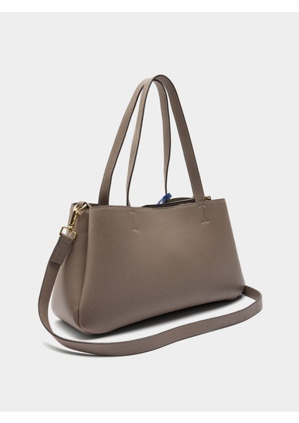 Charm'lı Düz Tote Çanta modelleri