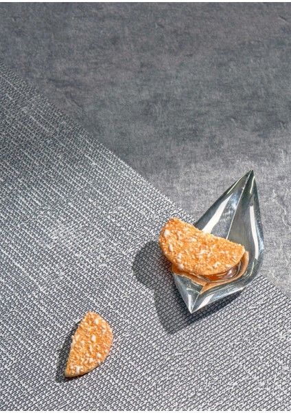 Dokulu Gri Vinil Backdrop – Profesyonel Fotoğraf ve Video Çekim Arka Planı (80×120 Cm) fiyatları