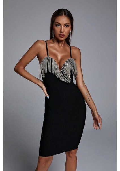 Kadın Omuz Askılı Derin Göğüs Dekolteli Zincir Detay Mini Elbise fiyatları