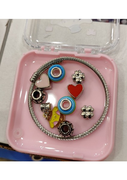 Kuromi ve Cinnamoroll Figürlü Pand. Model Bileklik (1 Adet ) fiyatları