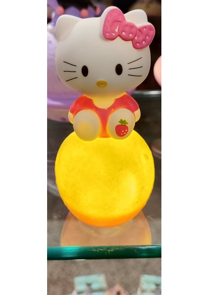 Hello Kitty Karakter Figürlü Küçük Boy Dekoratif Işıklı Pilli Gece Lambası (11CM * 6 cm ) fiyatları