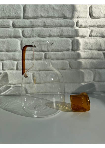 Renkli Kapak ve Kulplu Borosilikat Cam Sürahi 1.9 L fiyatları