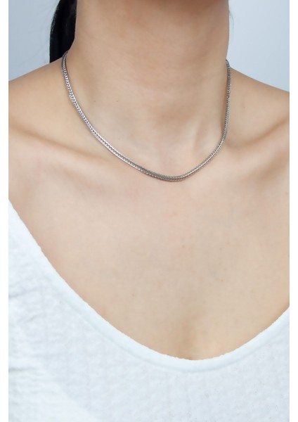 Klasik Gümüş Renk Kolye