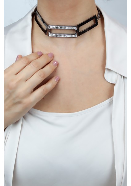 Zirkon Taşlı Geometrik Kolye