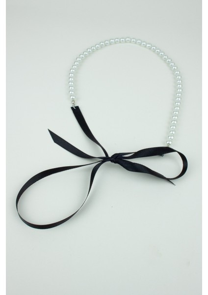 Siyah Kurdela Detay Cam Inci Kolye modelleri