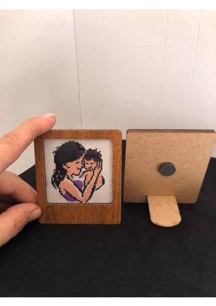 Kanaviçe Işlemeli Masa Süsü ve Buzdolabı Magneti modelleri