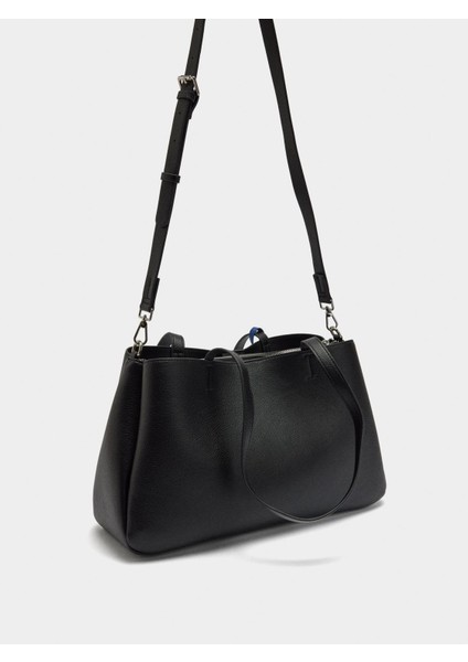 Charm'lı Shopper Çanta fırsatları