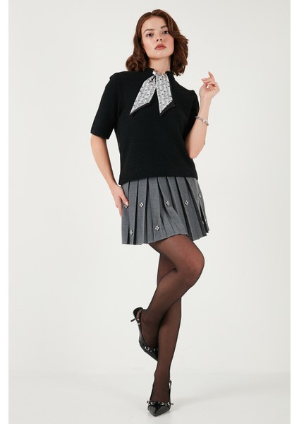 Yün Karışımlı Regular Fit Fularlı Yaka Kısa Kollu Triko Kazak Bayan Kazak 4617023 modelleri