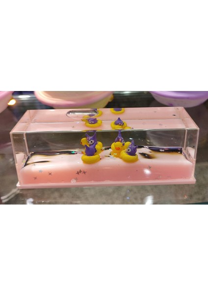 Kuromi Figürlü Büyük Boy Sulu Batmayan Dekoratif Süs Pembe ( 16CM * 5,5 cm )