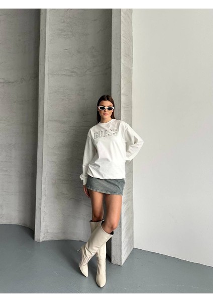 Üçgen Yazı Taşlı Uzun Kol Sweatshirt modelleri