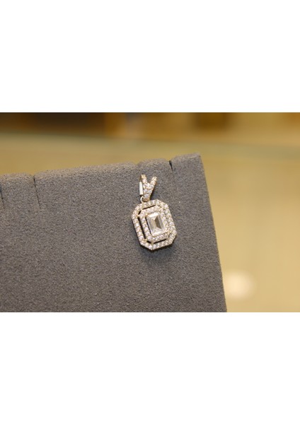 14 Ayar Altın Taşlı Baget Kolye Ucu modelleri