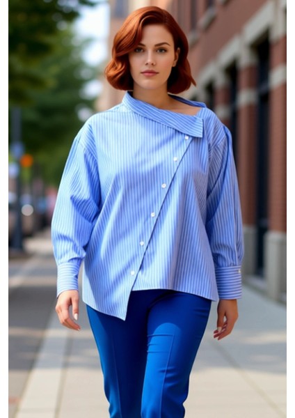 Kadın Için Asimetrik Yaka Çizgili Dokuma Gömlek Modern Şıklık ve Konforu Bir Arada Sunar Şık