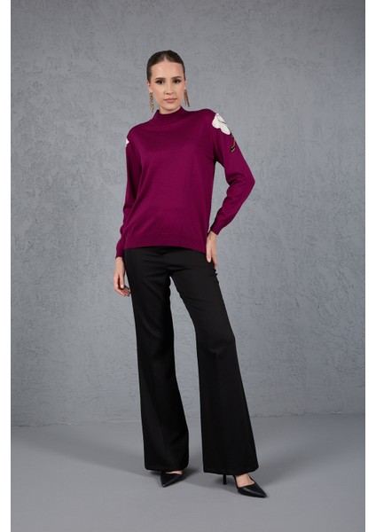 Kadın Mürdüm Elit Viskon Kumaş Taş Detaylı Omuzlar Yarım Balıkçı Yaka Triko Bluz