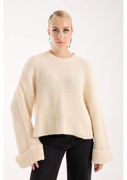 Kadın Ekru Selanik Örgü Bisiklet Yaka Simli Oversize Triko Kazak fırsatları