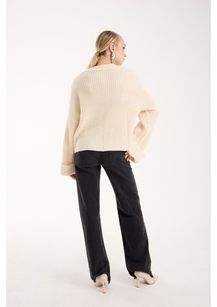 Kadın Ekru Selanik Örgü Bisiklet Yaka Simli Oversize Triko Kazak