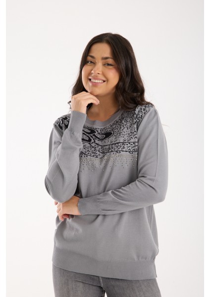 Kadın Gri Elit Viskon Kumaş Taş Detaylı Bisiklet Yaka Triko Bluz