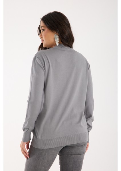 Kadın Gri Elit Viskon Kumaş Taş Detaylı Bisiklet Yaka Triko Bluz indirimleri