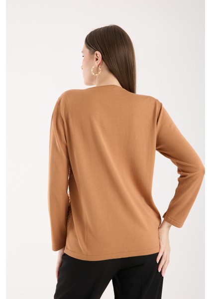 Kadın Bej Viskon Kumaş V Yaka Simli Triko Bluz indirimleri