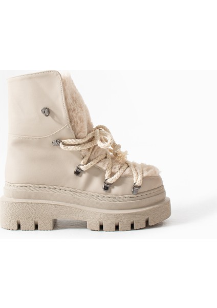 Aylin Kadın Peluş Detaylı Kalın Tabanlı Bağcıklı Kışlık Bot