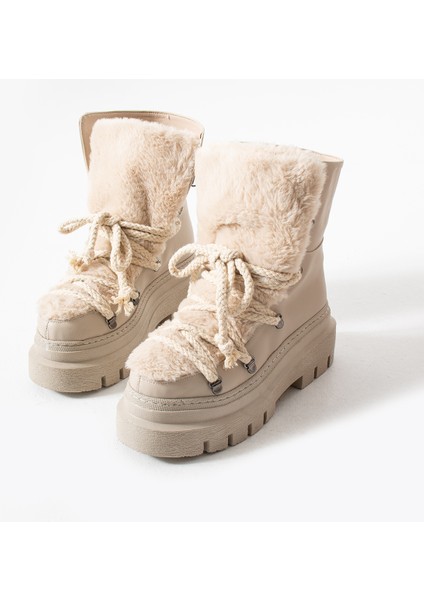 Aylin Kadın Peluş Detaylı Kalın Tabanlı Bağcıklı Kışlık Bot