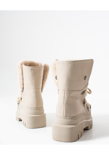 Aylin Kadın Peluş Detaylı Kalın Tabanlı Bağcıklı Kışlık Bot