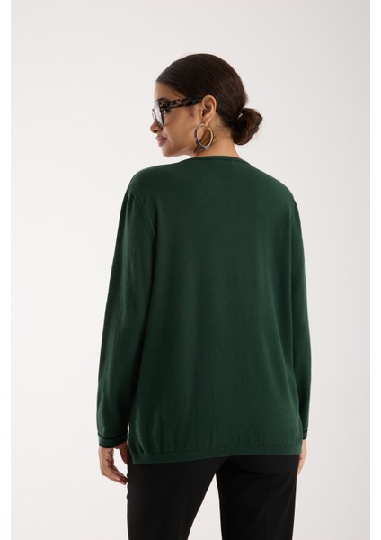 Kadın Haki Kontrast Biyeli ve Yan Yırtmaçlı V Yaka Triko Bluz fırsatları