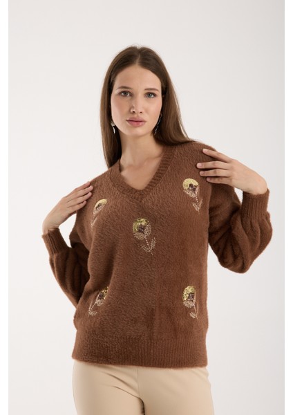 Kadın Kahve Sakal Iplik Balon Kollu Boncuk Nakışlı V Yaka Triko Kazak fiyatları