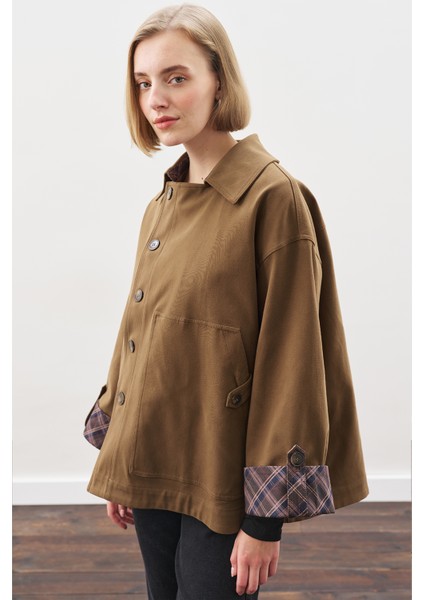 Greta Şal Detaylı Parka Ceket Haki