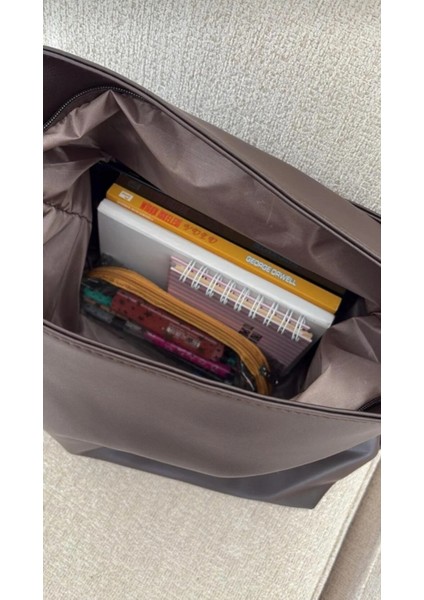 Büyük Boy Acı Kahve Renk Toka Ayarlanabilir Halka Askı Tote Kadın El ve Omuz Çantasi modelleri