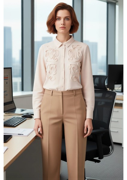 Kadın Aerobin Dokuma Gömlek Göğüs Bölgesinde Fırfır Nakış Detayları ile Şık ve Konforlu Bir Seçenek modelleri