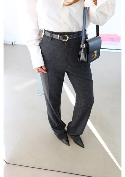 Kemerli Düz Fit Pantolon indirimleri