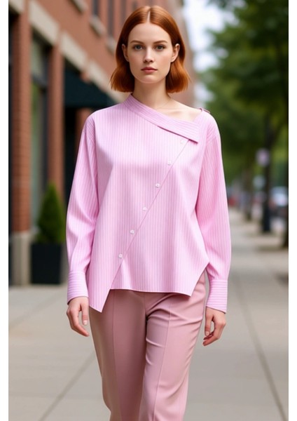Kadın Çizgili Dokuma Gömlek Fonksiyonel Dayanıklı Kaliteli Konforlu Estetik Premium Modern