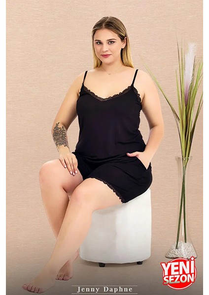 Lady Büyük Beden Siyah Renkli Ince Askılı Dantelli Şortlu Pijama Takımı fiyatları