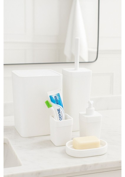 Şık 5'li Banyo Seti Modern Sabunluk Diş Fırçası Haznesi Çöp Kovası ve Tuvalet Fırçası Takımı modelleri