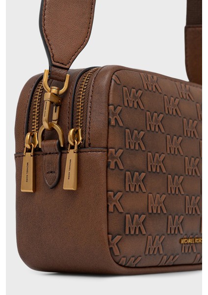 Logolu Deri Zincir Detaylı Çıkarılabilir Askılı Çanta 32F5AYTC6L251 Bayan Çanta 32F5AYTC6L 251 fırsatları