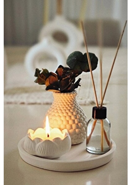 Hediyelik Tepside Bubble Vazo Bebek Pudrası Kokulu Lotus Mum ve Oda Kokusu modelleri