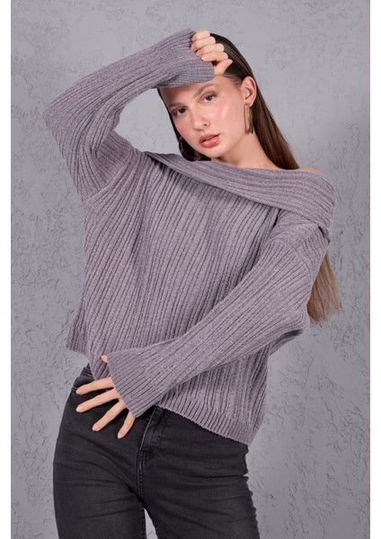 Kadın Gri Şönil Kadife Carmen Yaka Triko Kazak modelleri