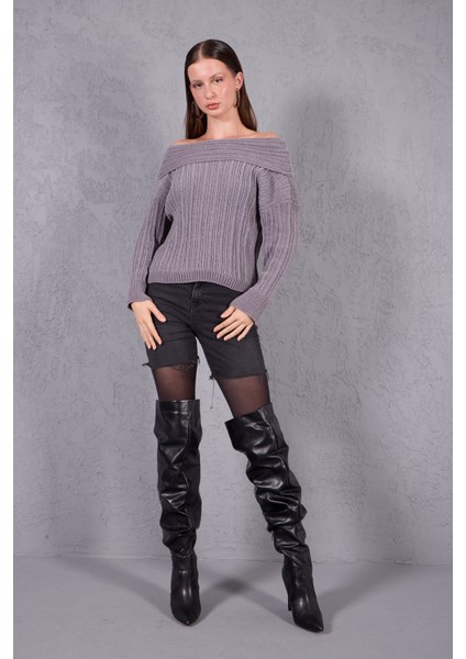 Kadın Gri Şönil Kadife Carmen Yaka Triko Kazak